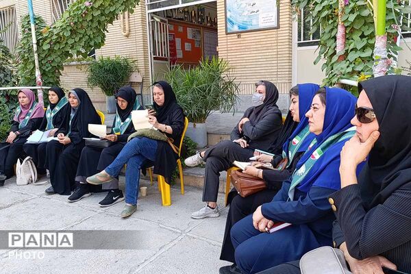 روز دوم دوره آموزشی مربیان پیشتازان بجنورد؛ آموزش مهارت‌های خلاقانه و تشکیلاتی_2