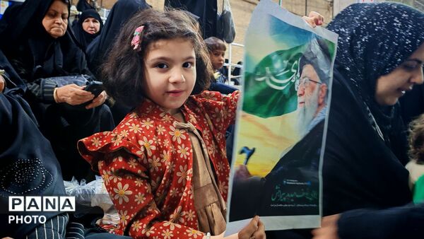 مراسم روضه خوانی و قرائت زیارت عاشورا در نیشابور 