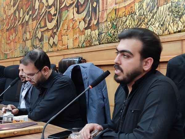 دیدار قائم مقام سازمان‌ دانش‌آموزی کشور با دانش‌آموزان فارس