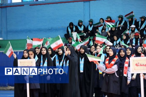 سالن شهید رجایی ورامین میزبان همایش یاوران انقلاب