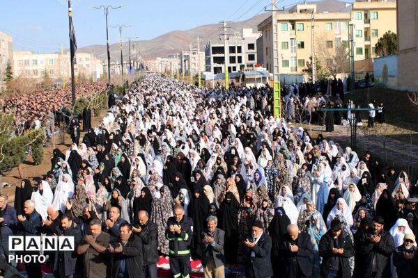 نماز عید سعید فطر در شهرستان پردیس