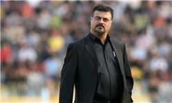 نظری جویباری پرونده حضور مربی ایرانی برروی نیمکت استقلال را بست 