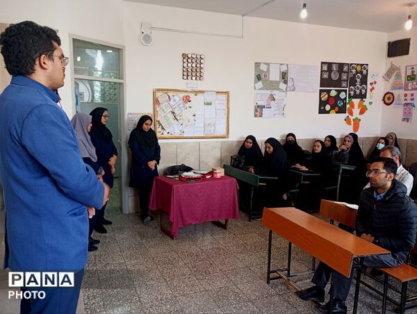 کلاس های آموزش خود امدادی و بهداشت دهان و دندان 