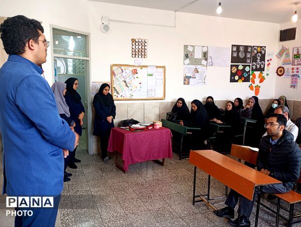 کلاس های آموزش خود امدادی و بهداشت دهان و دندان 