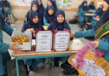 جشن ولادت حضرت معصومه(س) در آموزشگاه شاهد نجمه ناحیه دو شهرری 