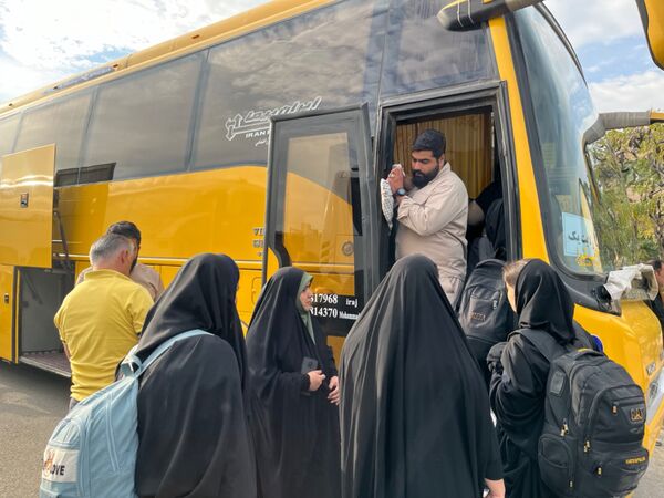 اعزام دانش‌آموزان شهرستان قدس به سرزمین نور