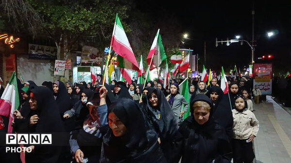 حضور مردم غیور آشخانه در هفتادوهشتمین راهپیمایی شبانه