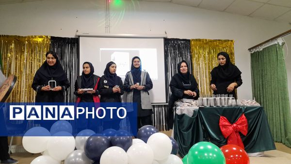 جشن ستارگان ویژه دانش آموزان برتر دبیرستان نورالهدی 