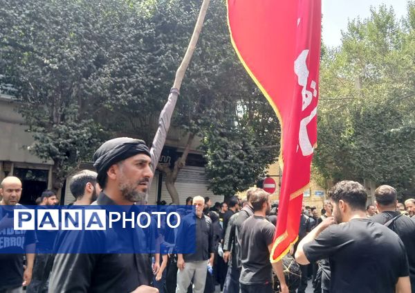 عاشورا روایت بیداری