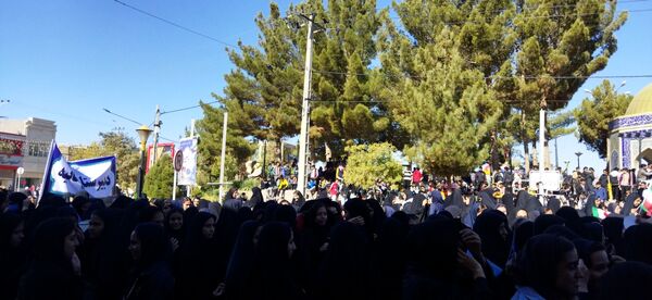 استکبار ستیزی از جنس راهپیمایی در زاوه