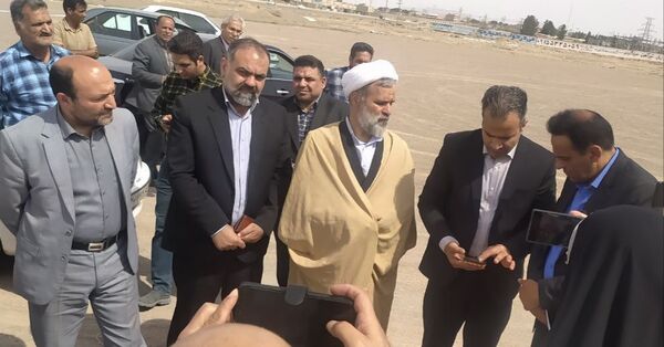 بازدید فرماندار گناباد از سایت مسکن نهضت ملی 