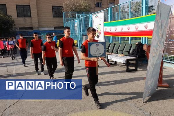افتتاحیه المپیاد ورزشی درون مدرسه ای در دبیرستان شاهد علامه طباطبایی ناحیه دو شهرری 