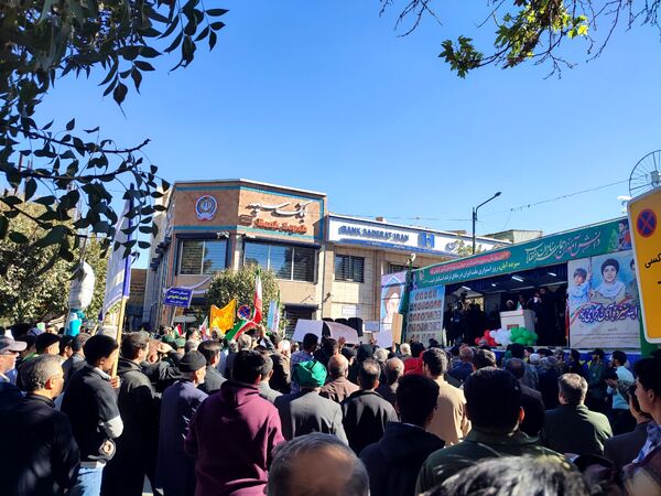 گذری بر ۱۳ آبان نیشابور 