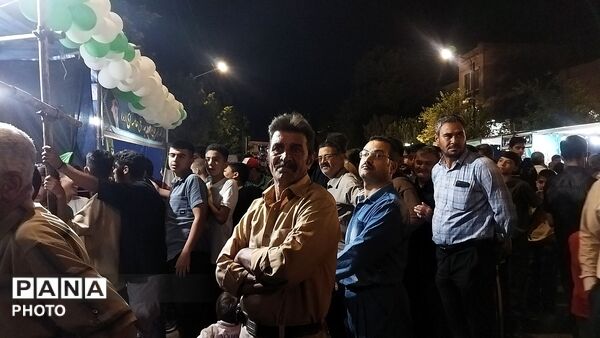 مهمانی کیلومتری غدیر در نیشابور 