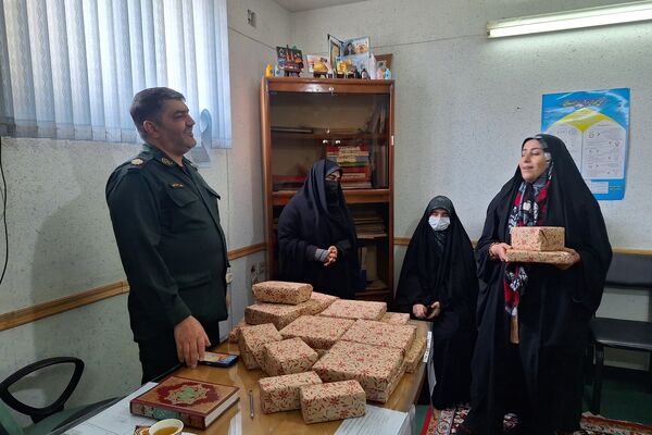 جلسه ستاد دهه فجر در حوزه حضرت زینب(س)بسیج سپاه احمد ابن موسی (ع) در شیراز 
