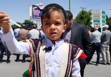 راهپیمایی مردم شهرستان فریدونشهر همزمان با سراسر کشور پس از نماز عبادی سیاسی جمعه 