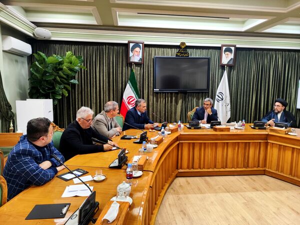اولین نشست صمیمی هیات رئیسه دانشگاه آزاد اسلامی مشهد با استاندار خراسان‌رضوی 