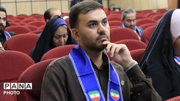 چهره‌های درخشان سازمان دانش‌آموزی زیر ذره‌بین دوربین‌ها
