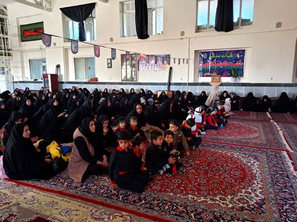 گرامیداشت ایام فاطمیه در شهر تیتکانلو