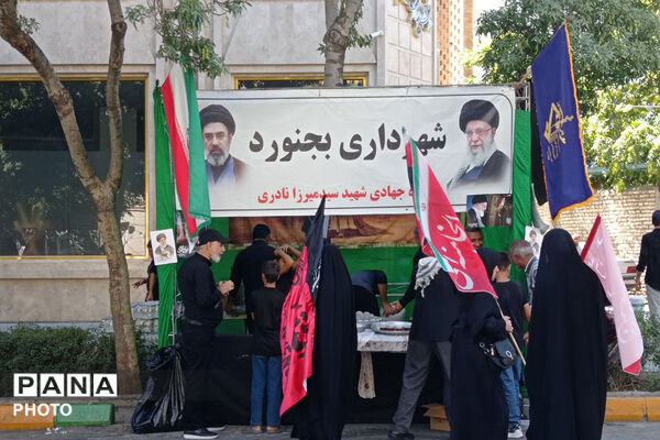 مشهد در سوگ؛ بدرقه باشکوه رهبر شهید انقلاب در جوار بارگاه رضوی/۲
