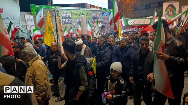 مدیرکل آموزش و پرورش استان مهمان ویژه‌ راهپیمایی شبانه دانش‌آموزان اسدآباد