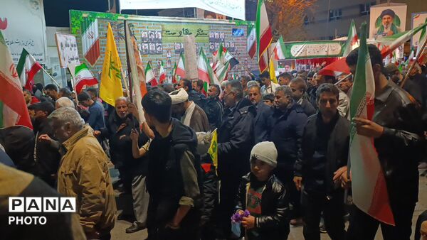 مدیرکل آموزش و پرورش استان مهمان ویژه‌ راهپیمایی شبانه دانش‌آموزان اسدآباد