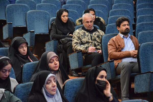  همایش معاونان پرورشی و مربیان امور تربیتی با محوریت طرح «ایرانمون» در کانون شهید فهمیده کرج 