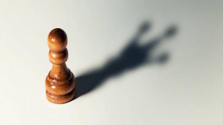 آیینه‌ی غبارگرفته؛ روایت کشف یک ستاره‌ی خاموش