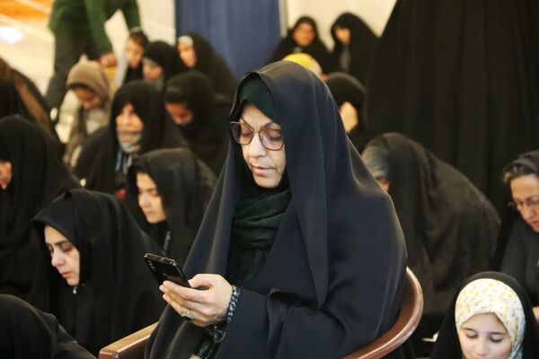 مراسم قرائت دعای ام داوود در امامزاده سید عباس بن موسی (ع) در بجنورد 