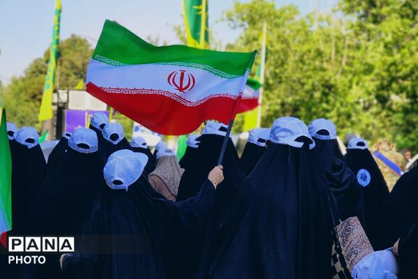 ۳۱۳ هزار «جان‌فدا» در قاب ایران؛ حضور نسل آینده‌ساز در رزمایش بزرگ تهران