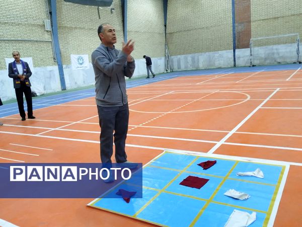 برگزاری دوره‌های ضمن خدمت تخصصی مربیان پیشتاز در فاروج