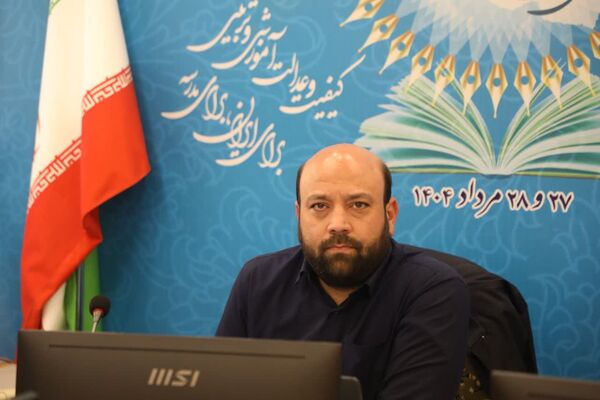 نشست مسئولان آموزش و پرورش استان قم