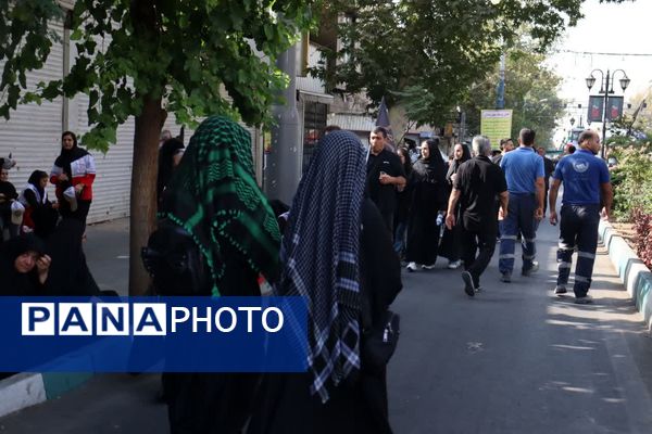 قدم به قدم در مسیر عاشقی اباعبدالله‌الحسین‌(ع)