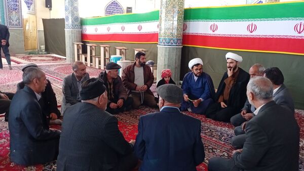 نماز جمعه و برپایی میز خدمت در شهر سورشجان