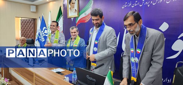 گردهمایی مسئولان سازمان دانش‌آموزی مناطق ۴۰گانه خوزستان