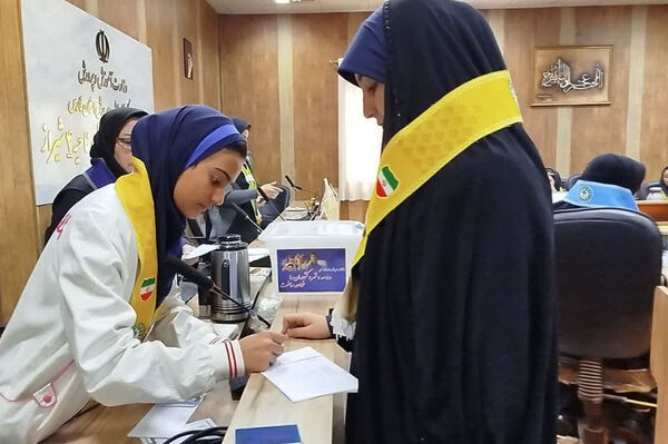انتخابات مجلس دانش‌آموزی دختران در ناحیه ۴ شیراز