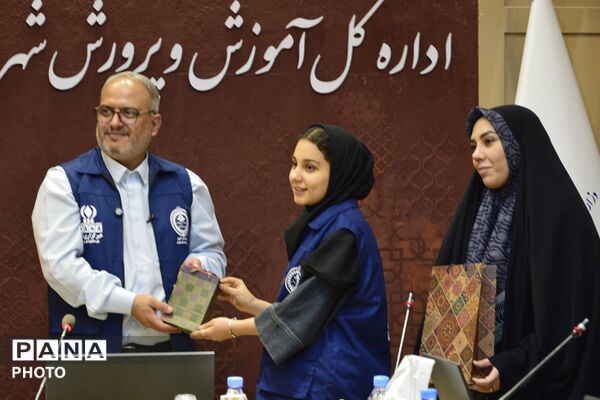 نشست خبری مدیرکل آموزش و پرورش شهرستان‌های استان تهران با خبرنگاران پانا
