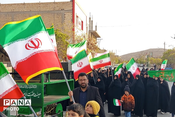 در فراق رهبر شهید
