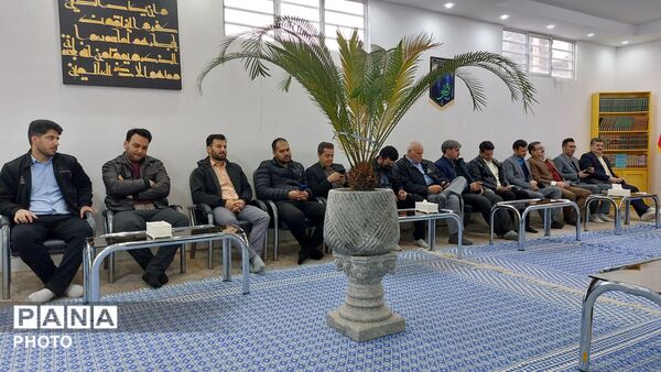 دیدار مسئولان امور تربیتی آموزش و پرورش شیروان با امام جمعه تربیتی 