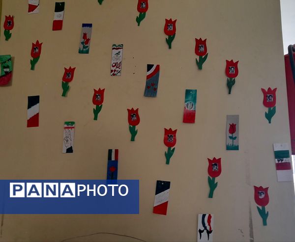 برگزاری جشن ۲۲بهمن در مدرسه فاطمه چلیچه