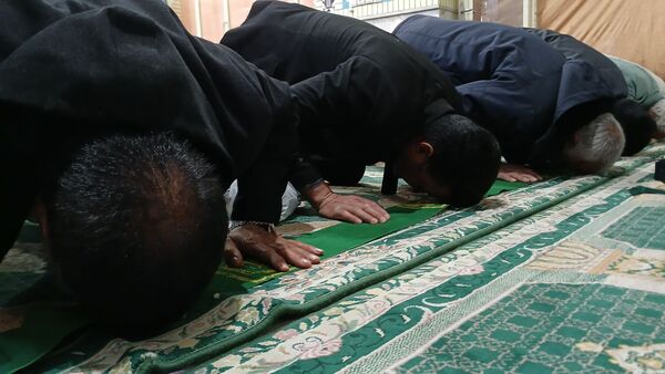 نماز جمعه؛ صحنه نمایش وحدت و ایمان مردم بن