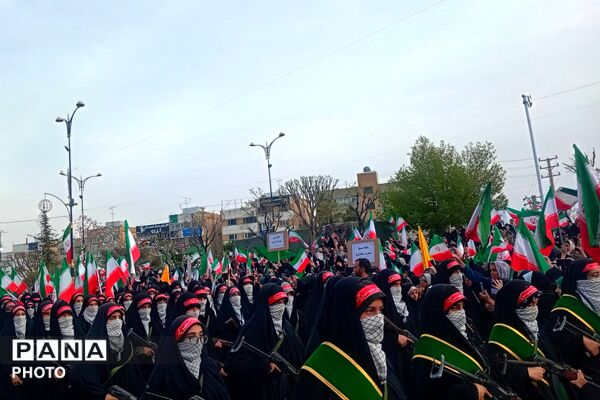 اجتماع بزرگ دختران ایران به مناسبت ولادت حضرت معصومه (س) و روز دختر در پردیس