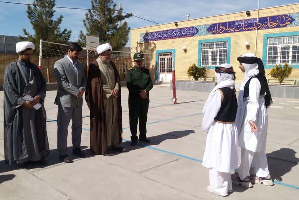 جشن نیکوکاری در دبستان نیلوفران تربت جام