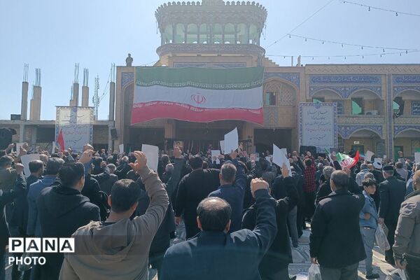 خروشِ بصیرت در صحن امامزاده جعفر (ع)؛ تالار قرآن پیشوا گنجایش دریای سوگواران مقتدا را نداشت