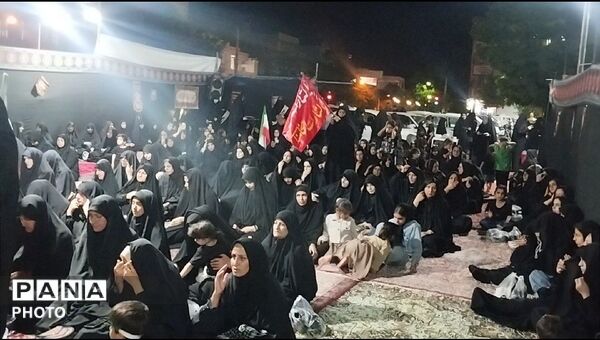 شور حسینی در شب تاسوعا؛ الشتر یکپارچه سیاه‌پوش شد