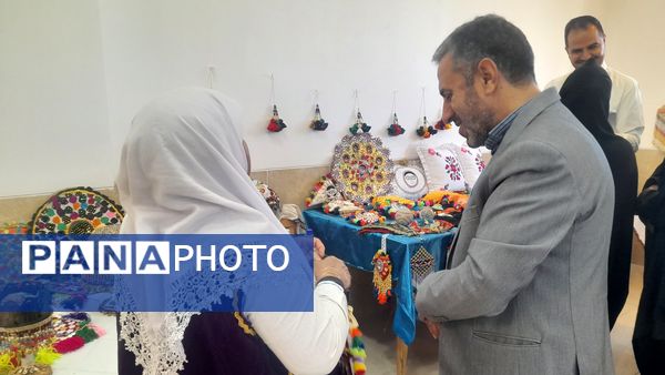 نمایشگاه صنایع دستی مرتبط با کسب و کار