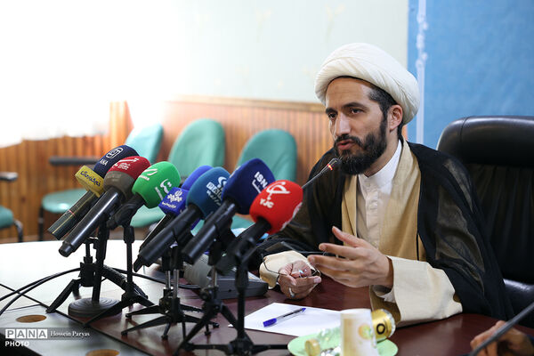 نشست خبری رئیس سازمان پژوهش و برنامه‌‌ریزی آموزشی در حاشیه سی و نهمین اجلاس روسای آموزش و پرورش

