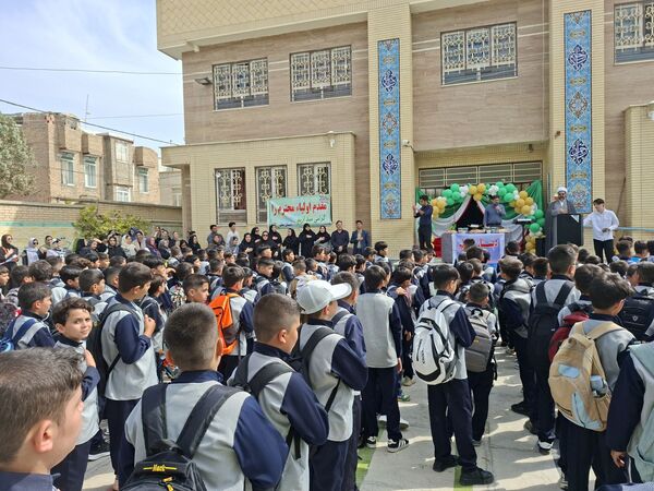 آغاز سال تحصیلی در آشخانه