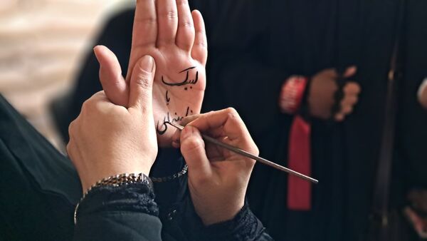 گردهمایی باشکوه بانوان مشهدی در اجتماع "یک ایران یک زینب" در حرم مطهر رضوی