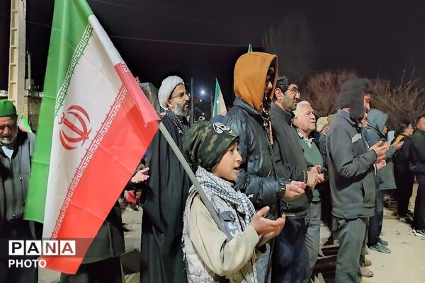 مردم شهر بار سلیبریتی های خیابان ها شدند